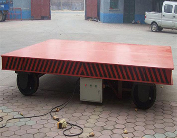 低壓（yā）導軌（guǐ）式電動（dòng）平車（chē）